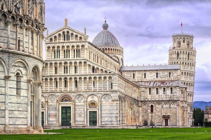 Tuscany Grand Tour from Florence: Pisa,Chianti Wine tasting,Siena