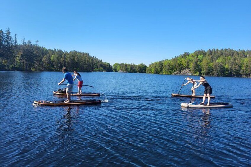 Usually courses and excursions are being held in the ocean, but sometimes a lake is a better option.