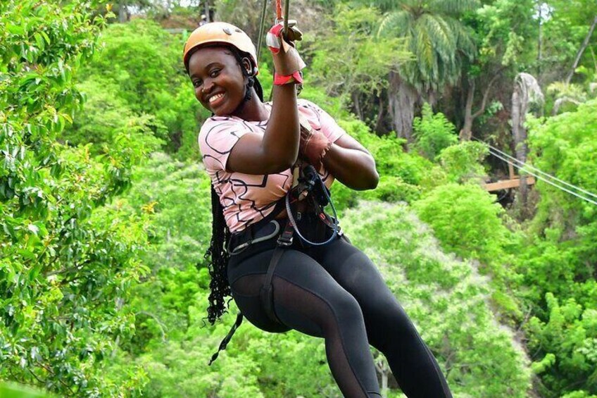 Manawakie Park Roatan with Zipline and Beach Break