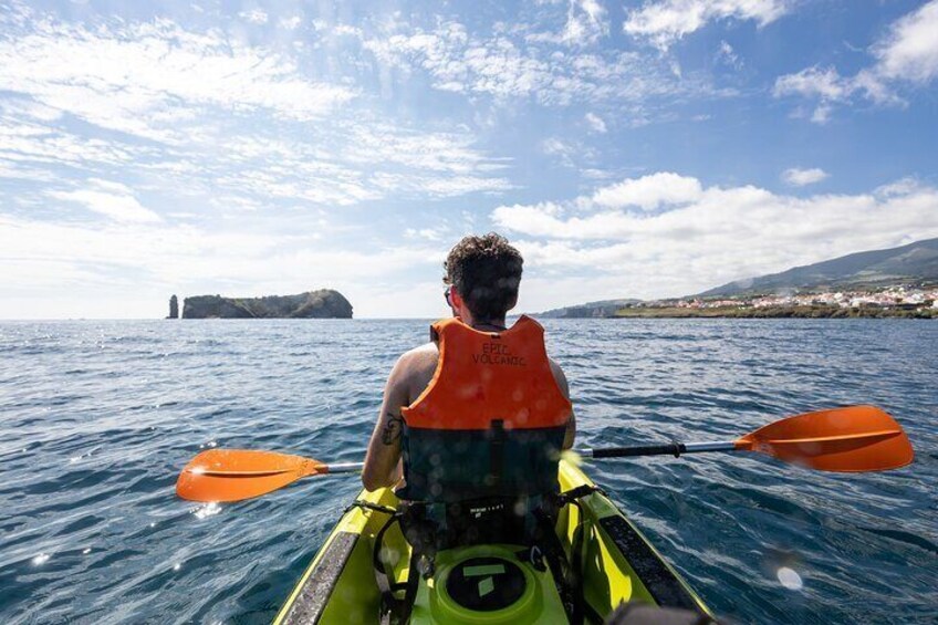 3 Hour Kayak Guided Tour in Islet of Vila Franca Do Campo