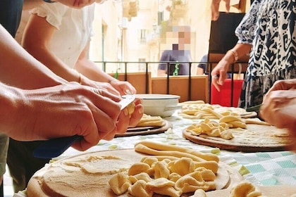 Orecchiette Pasta Class in Lecce with Wine Pairings