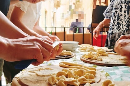 Orecchiette Pasta Class with Tastings in Lecce