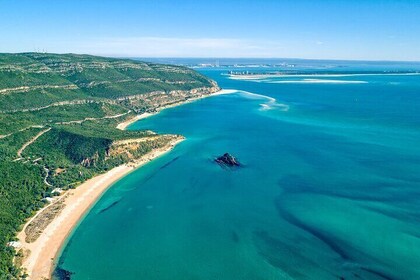 Private Full Day Tour Arrabida, Palmela, Azeitão and Sesimbra