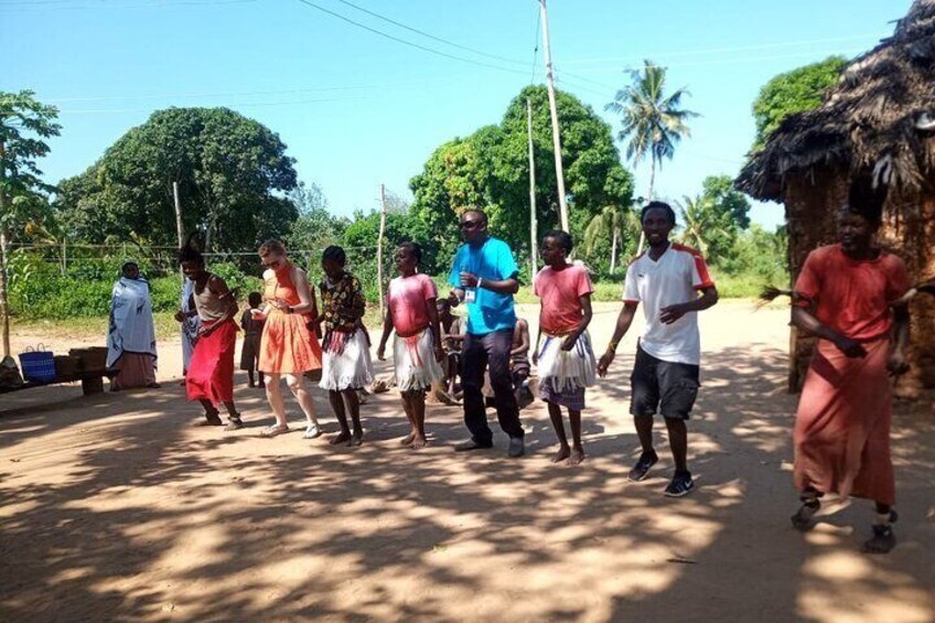 Diani Giriama Cultural Dance Show and Local Village Tour