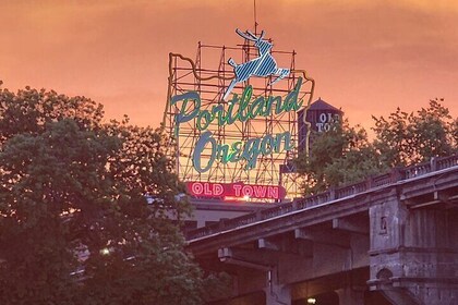 2-Hour Sunset River Cruise on the Willamette River