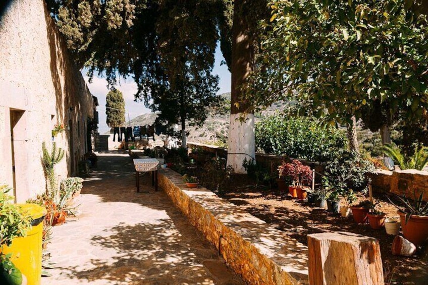  Cultural and Roadtrip Tour in Local Villages at Agios Nikolaos