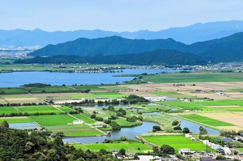 From Nagoya: Castles and Canals in Hikone and Omi Hachiman