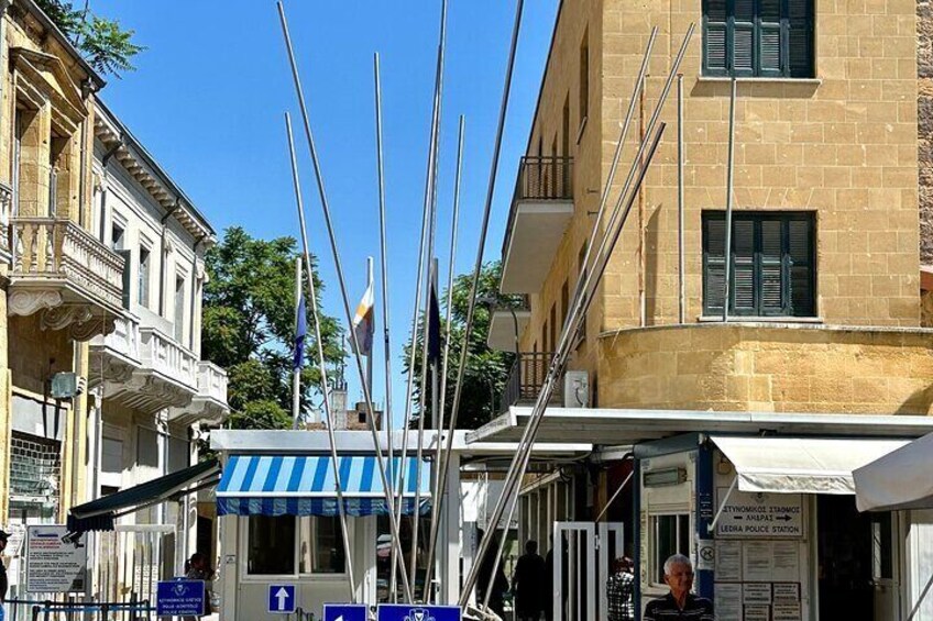 Private guided Tour of Nikosia Oldtown with Border Crossing