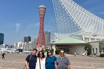 "Kobe City Tours: Discover with a Smiling Guide"