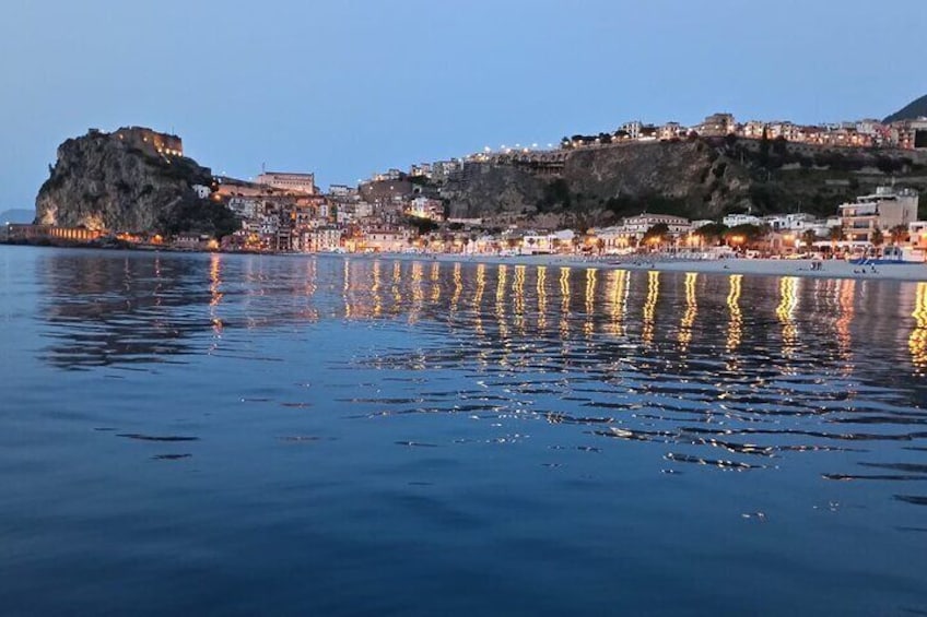 6-hour boat tour from Torre Faro to Scilla