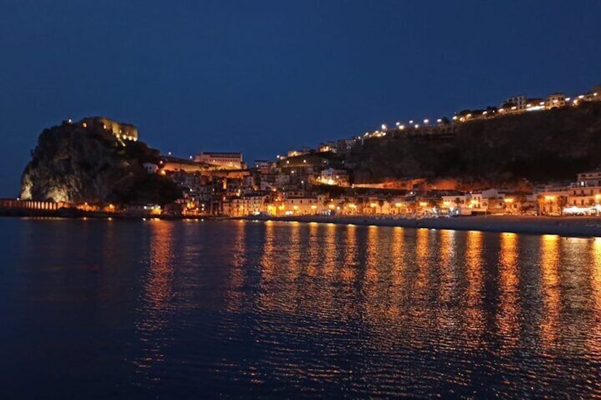 6-hour boat tour from Torre Faro to Scilla