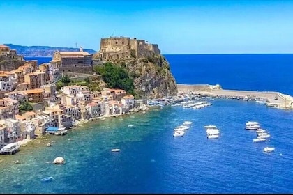 Servicio de traslado de pasajeros de Torre Faro (Messina) a Scilla ida y vu...
