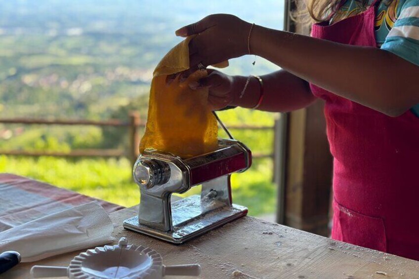 Cooking class in an ancient medieval village 