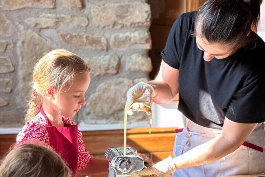 Cooking class in an ancient medieval village 