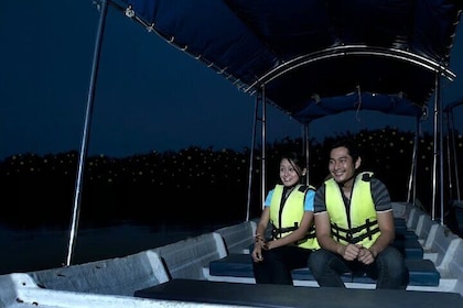 Privat Kuala Selangor Firefly-tur med skaldyrsmiddag