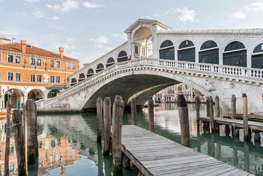 Wine and Cicchetti Tour in Venice