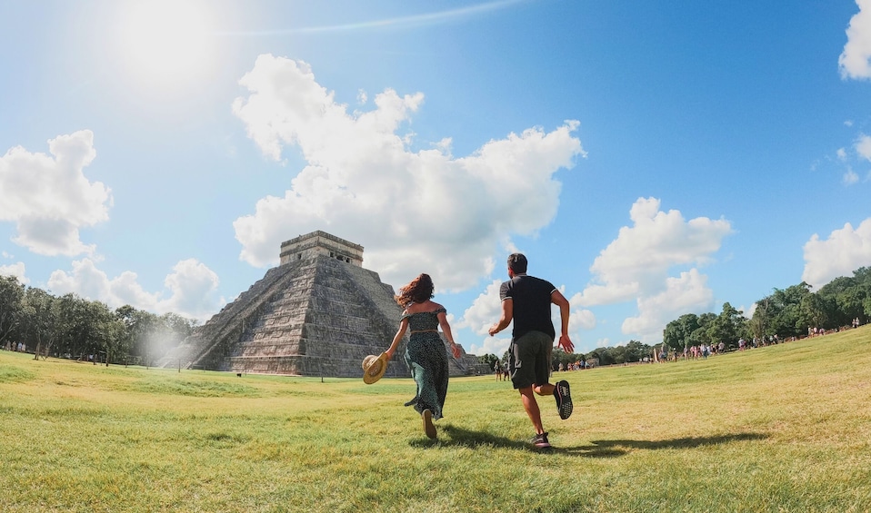 Chichen Itza, Cenote, Zip-Line, Mayan Cooking & Valladolid