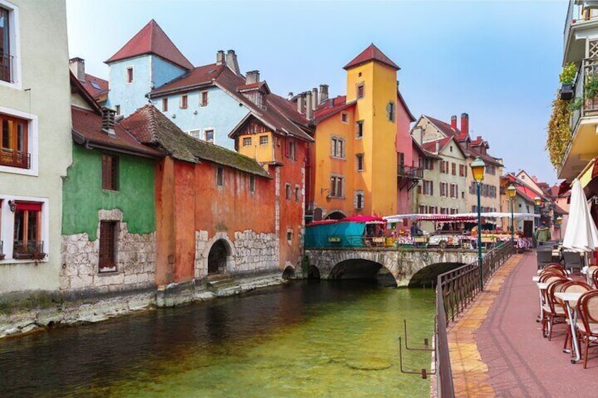 Explore Annecy in 60 minutes with a Local