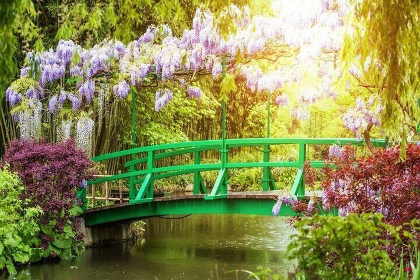 CLAUDE MONET’S HOUSE AND GARDENS - GIVERNY