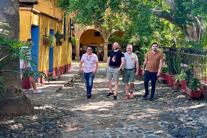 Private Half-Day Tour to Guachimontones and Hacienda del Carmen