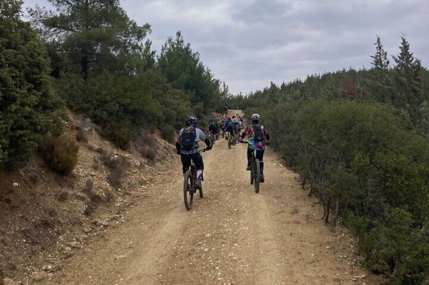 Thessaloniki E-bike Mountain Adventure Tour