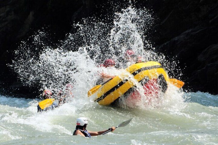 Kaligandaki river rafting