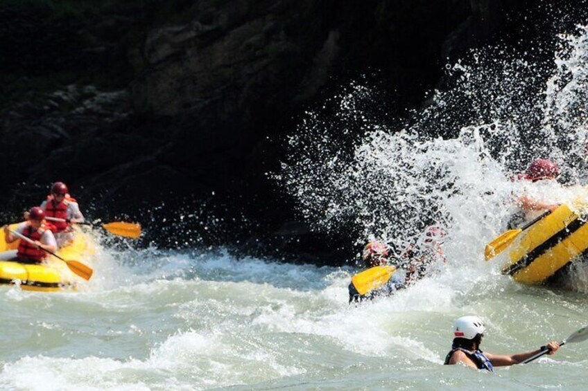 3 Day Challenging Kali Gandaki River Rafting