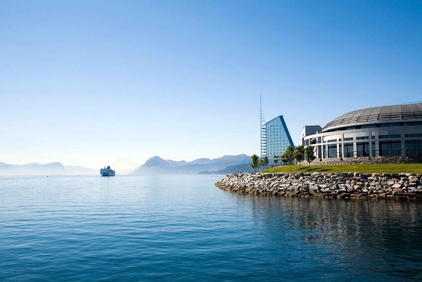 Picture 1 for Activity Molde - Guided kayak tour