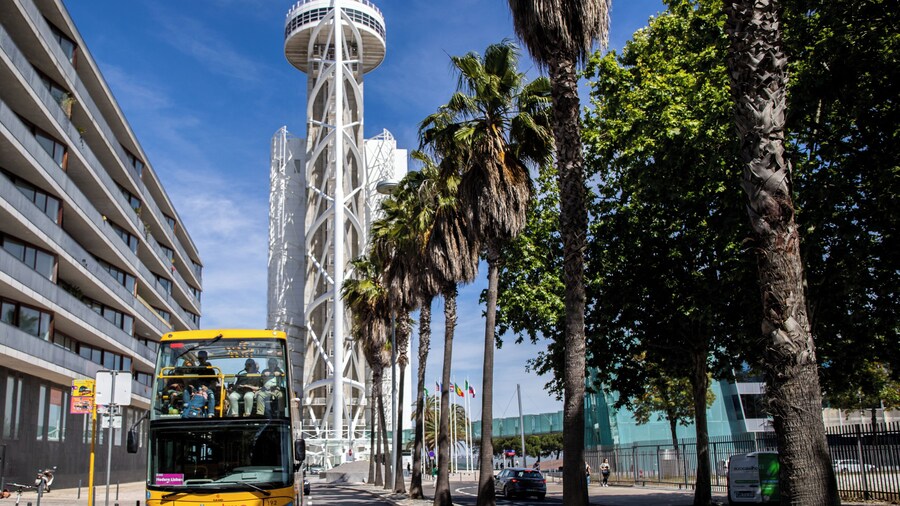 Modern Lisbon Bus tour