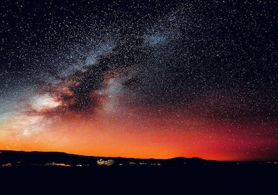 Observación de estrellas y cañón del antílope y banda de herradura y punto ...