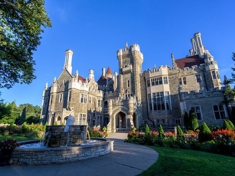  Casa Loma: The Ultimate Castle Experience