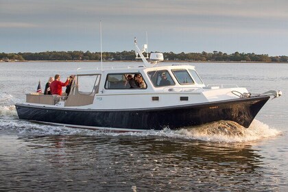 Private Sunset Harbour Tour 15 passenger party Yacht Kismet