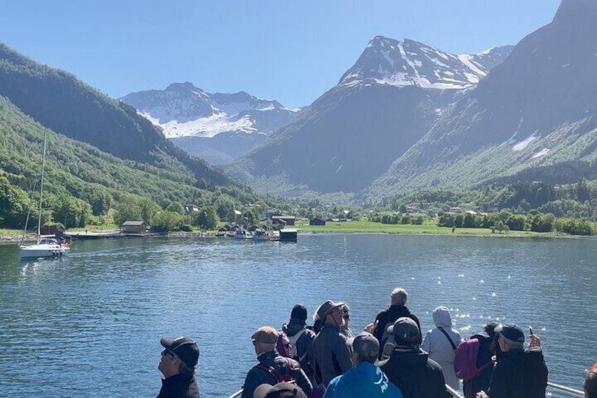 Hjørundfjord Fjord Tour Roundtrip from Ålesund