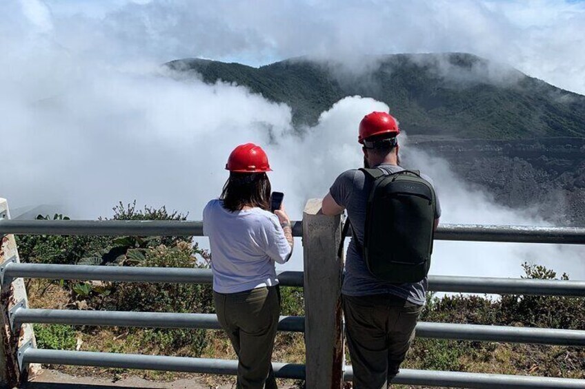 Small Group Half Day Guided Tour Visit to Poas Volcano