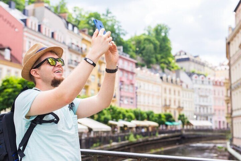 60-Minute Tour with Local in Lourdes 