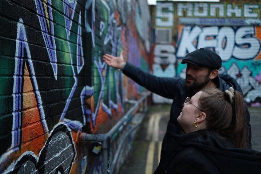 Urban Canvas: Exploring Shoreditch's Vibrant Street Art 