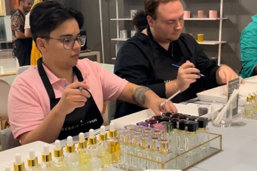 Chicago Perfume Making Classes on Magnificent Mile 