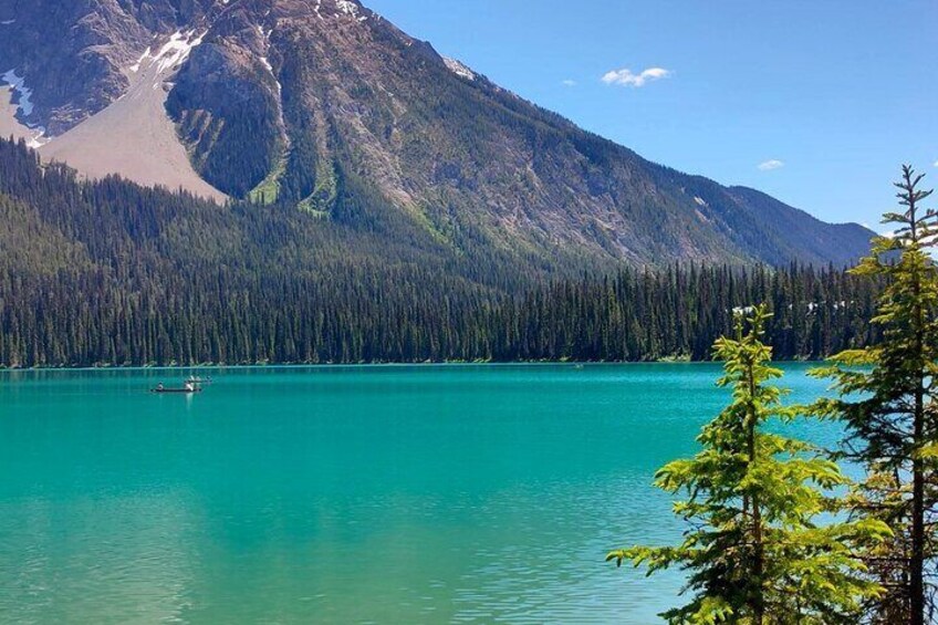 1 Day tour of Banff Lake Louise, Moraine Lake and Emerald Lake 