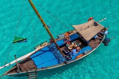 Private/Sharing: Explore Mnemba Island with a dhow