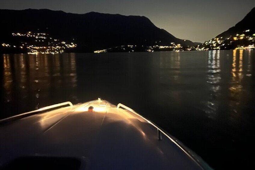 1 hour tour on Lake Como by boat with captain