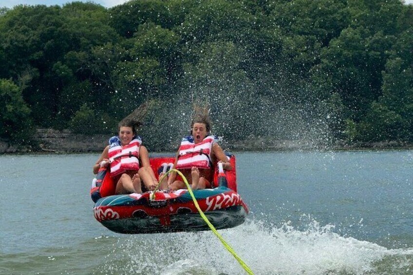 25ft Pontoon Party Boat with Captain up to 12 people (3 hrs)