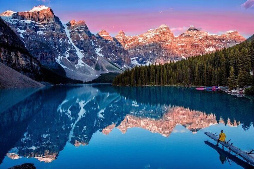 SHUTTLE: Moraine Lake and Lake Louise from Banff