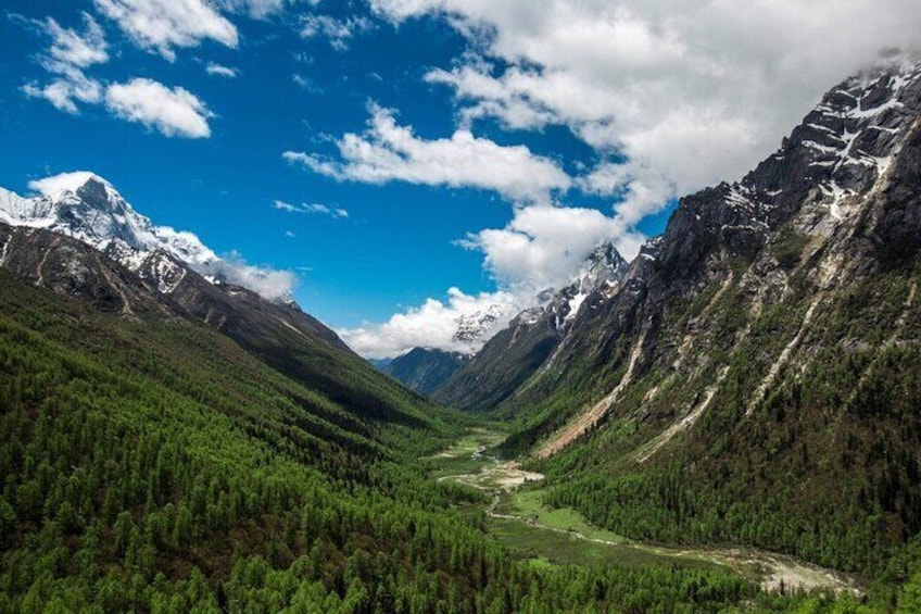 Multi Day Tour To Uncover the Wonders of Western Sichuan