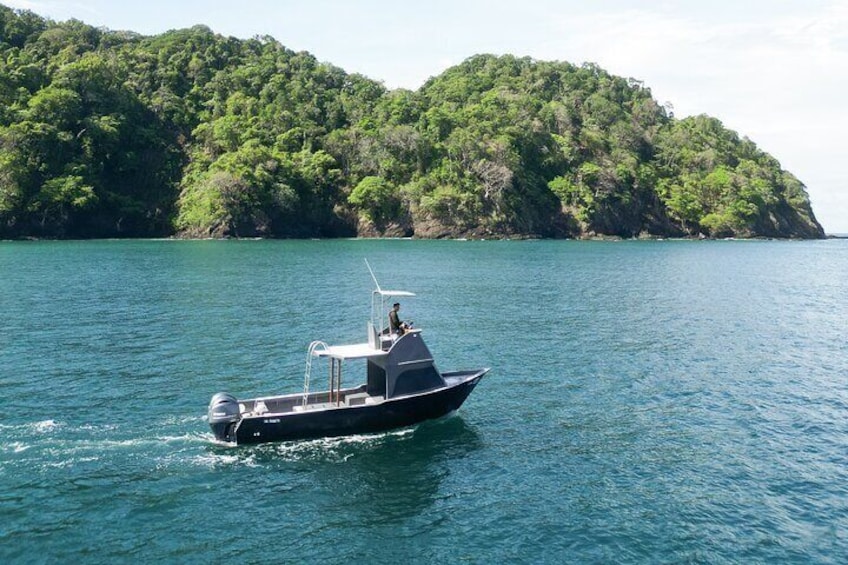 Tortuga Island Private Full-Day Boat Tour from Jaco