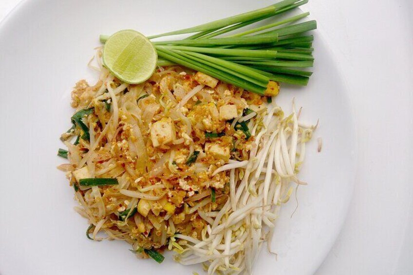 Epic Pad Thai Cooking Class in Denver