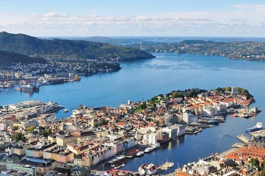 Self-Guided Hike from Bergen's Fish Market up Mount Fløyen