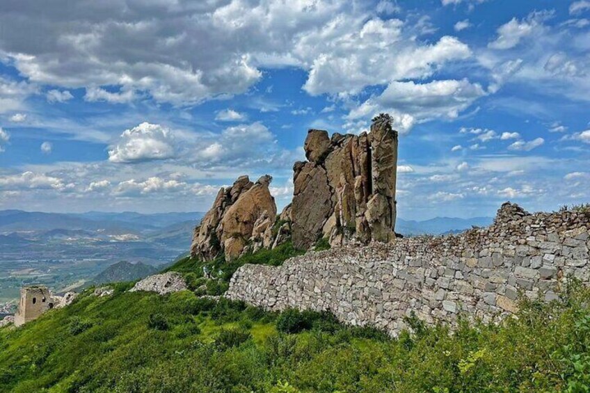 Private Stonehenge Wild Great Wall Full Day Hiking Tour