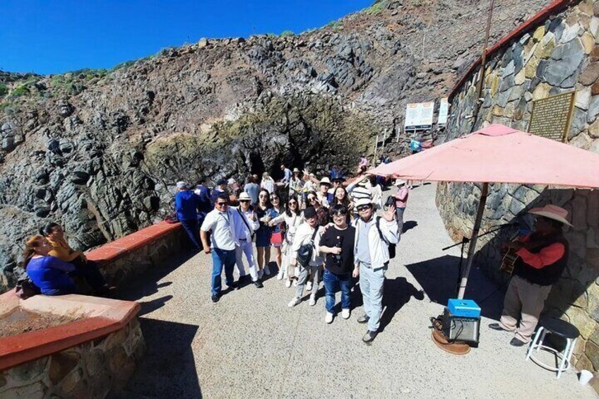 Private excursion to Bufadora and flea market