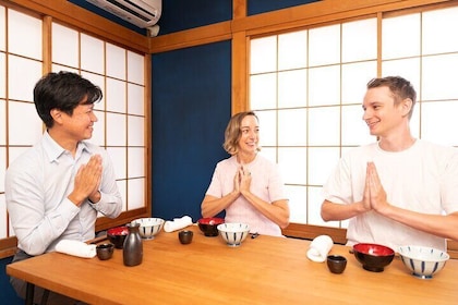 Enhance Enjoyment in Japan by Mastering Etiquette