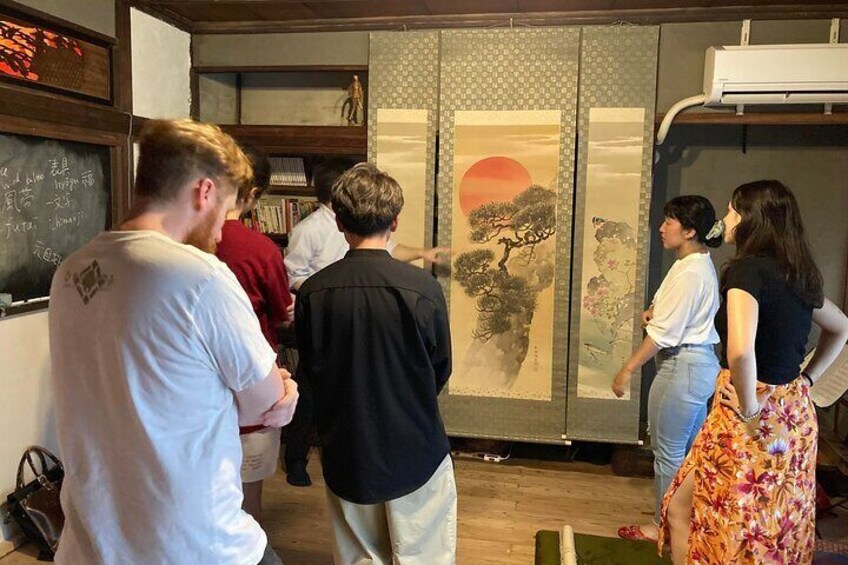 Kakejiku (hanging scroll) Historical Art Class in Abeno Osaka